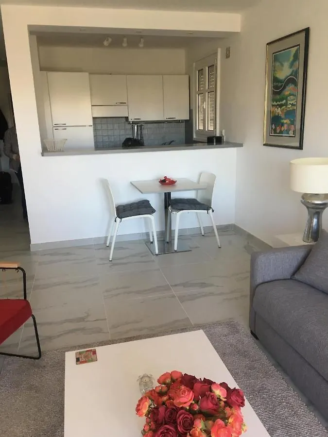Superior Apartment On First Floor With Sea View Antibes